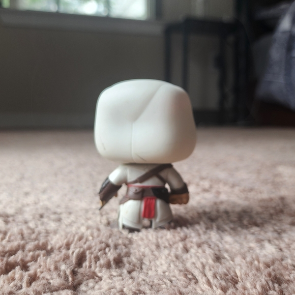 Funko Pop Altaïr Vinyl Figure - Picture 2 of 2